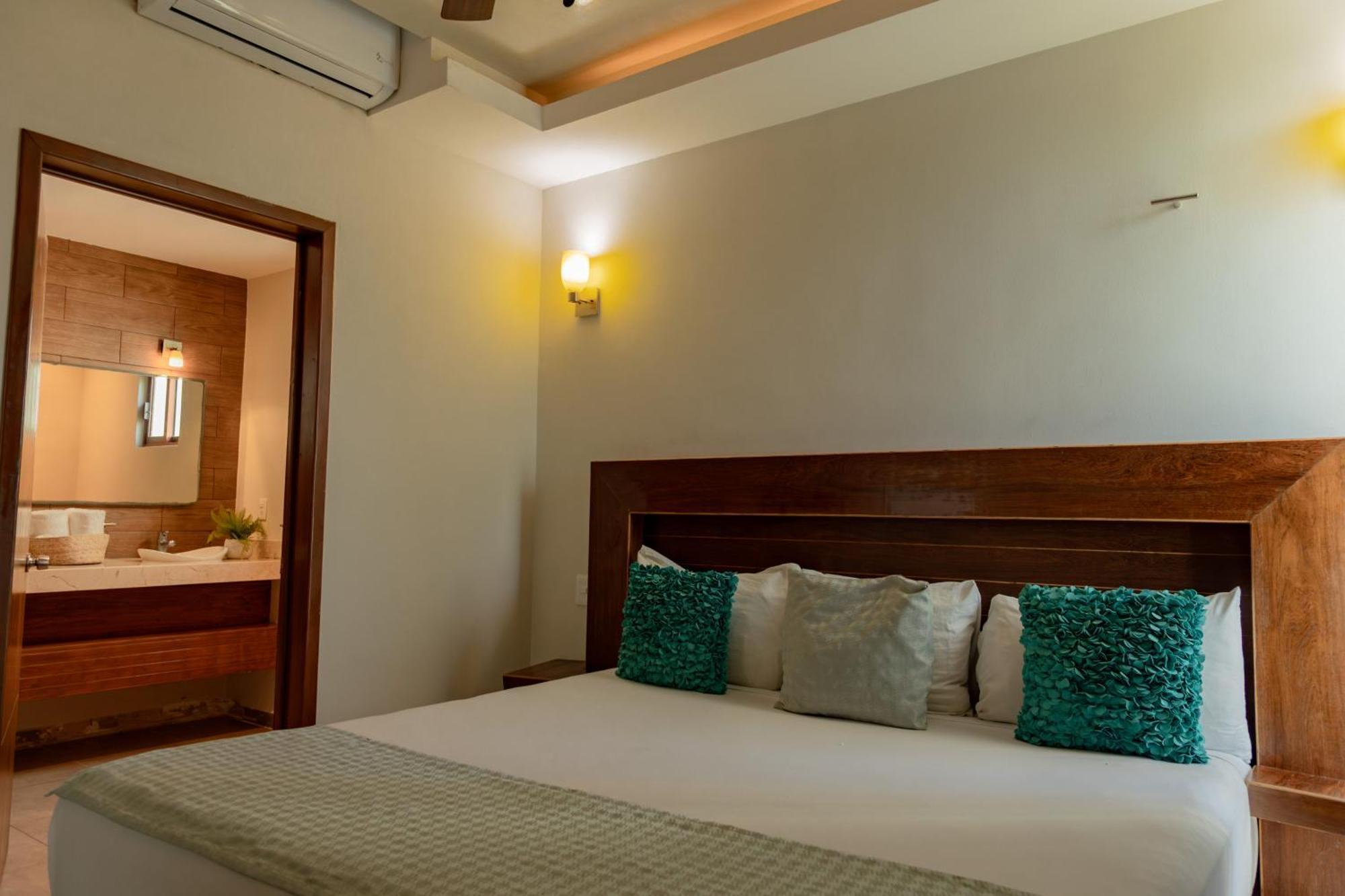 Aquastar Hotel & Apartments 마아우알 외부 사진