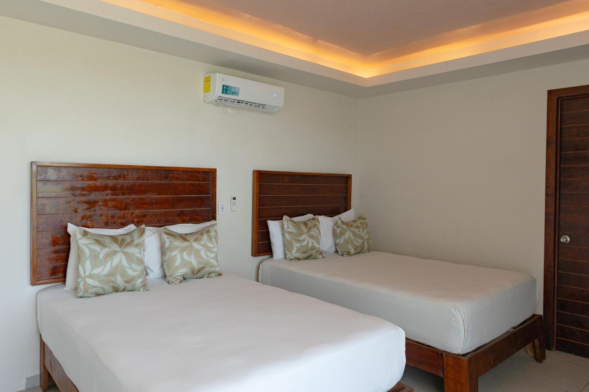 Aquastar Hotel & Apartments 마아우알 외부 사진