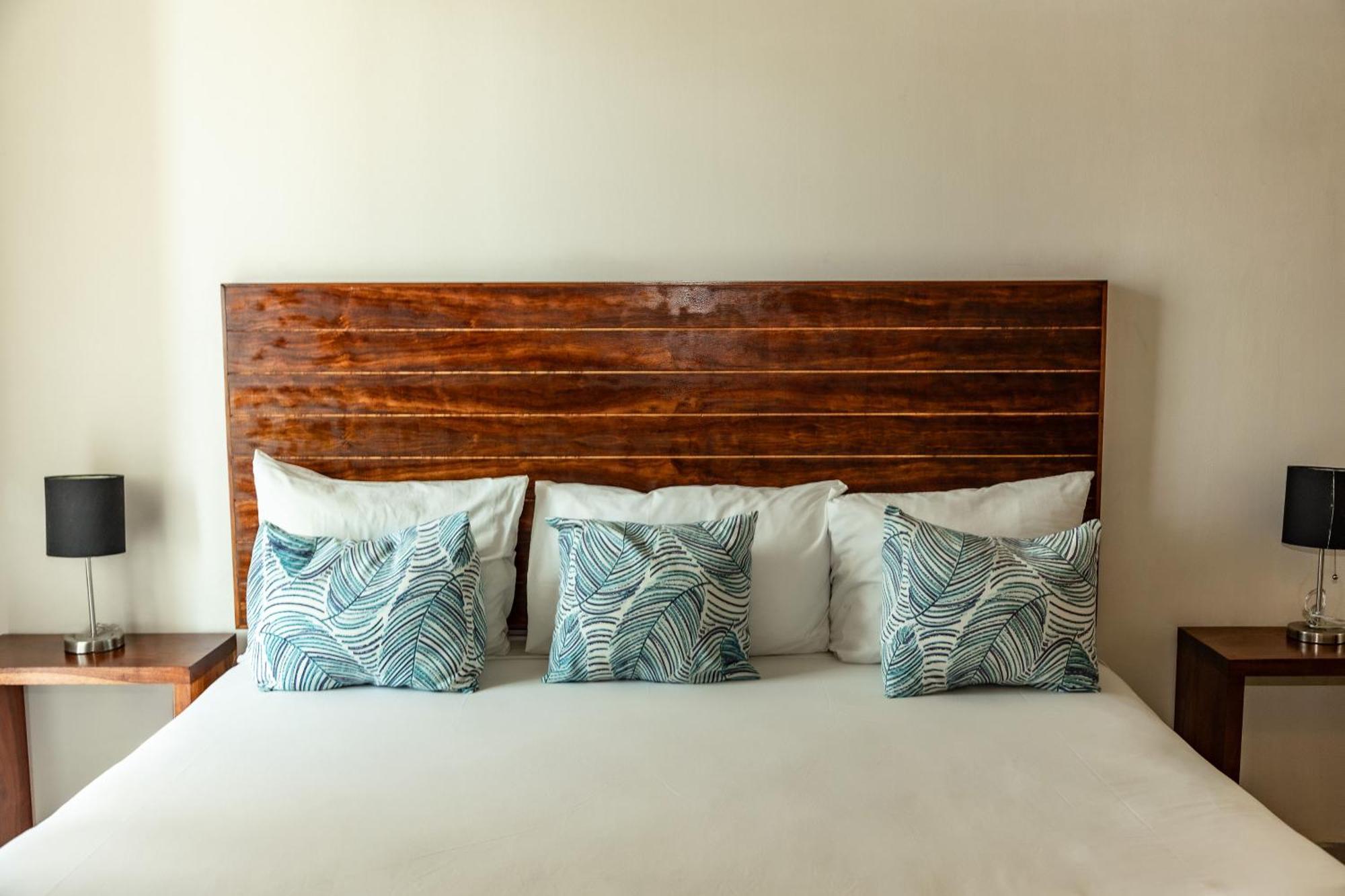Aquastar Hotel & Apartments 마아우알 외부 사진