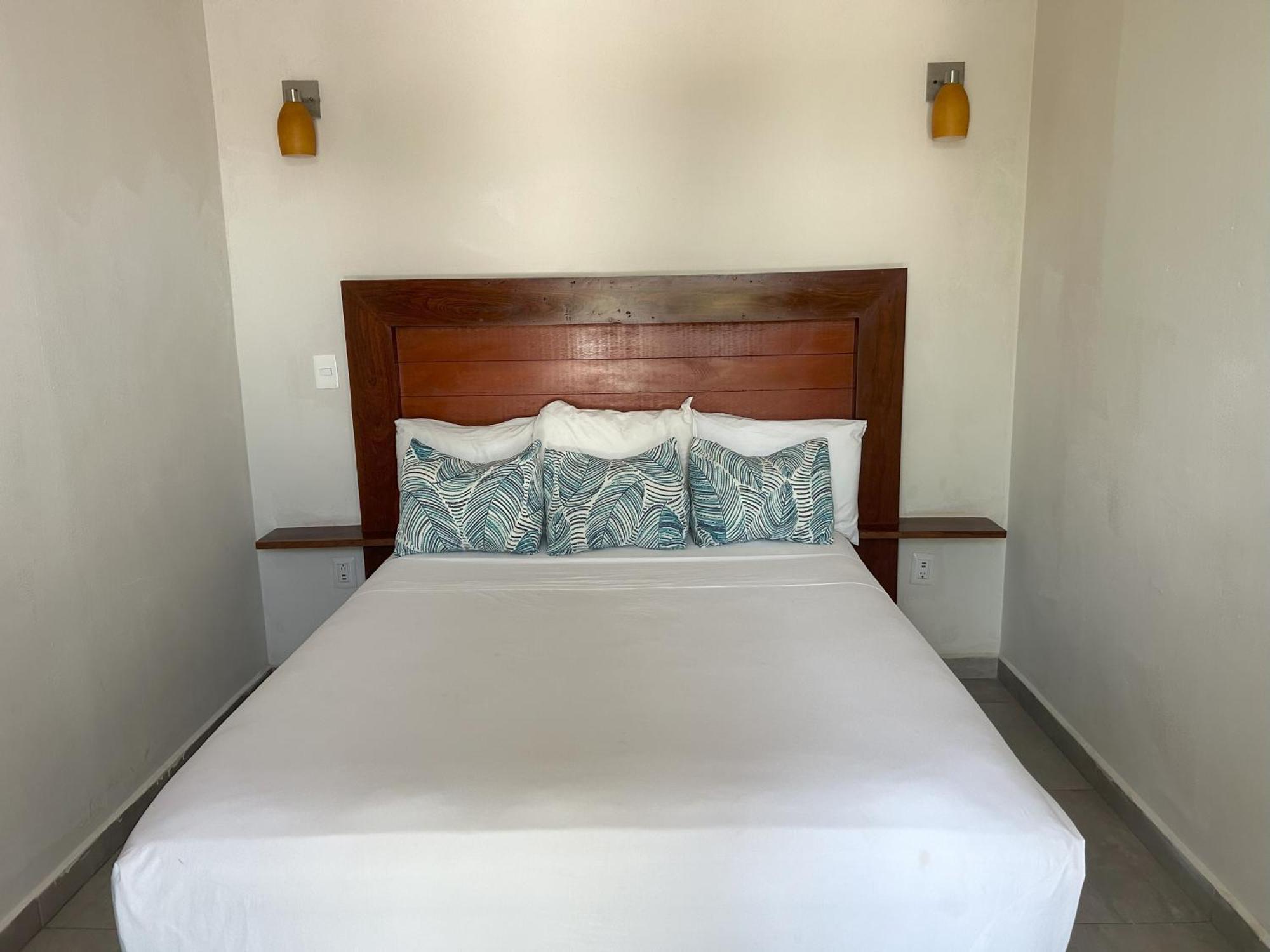 Aquastar Hotel & Apartments 마아우알 외부 사진