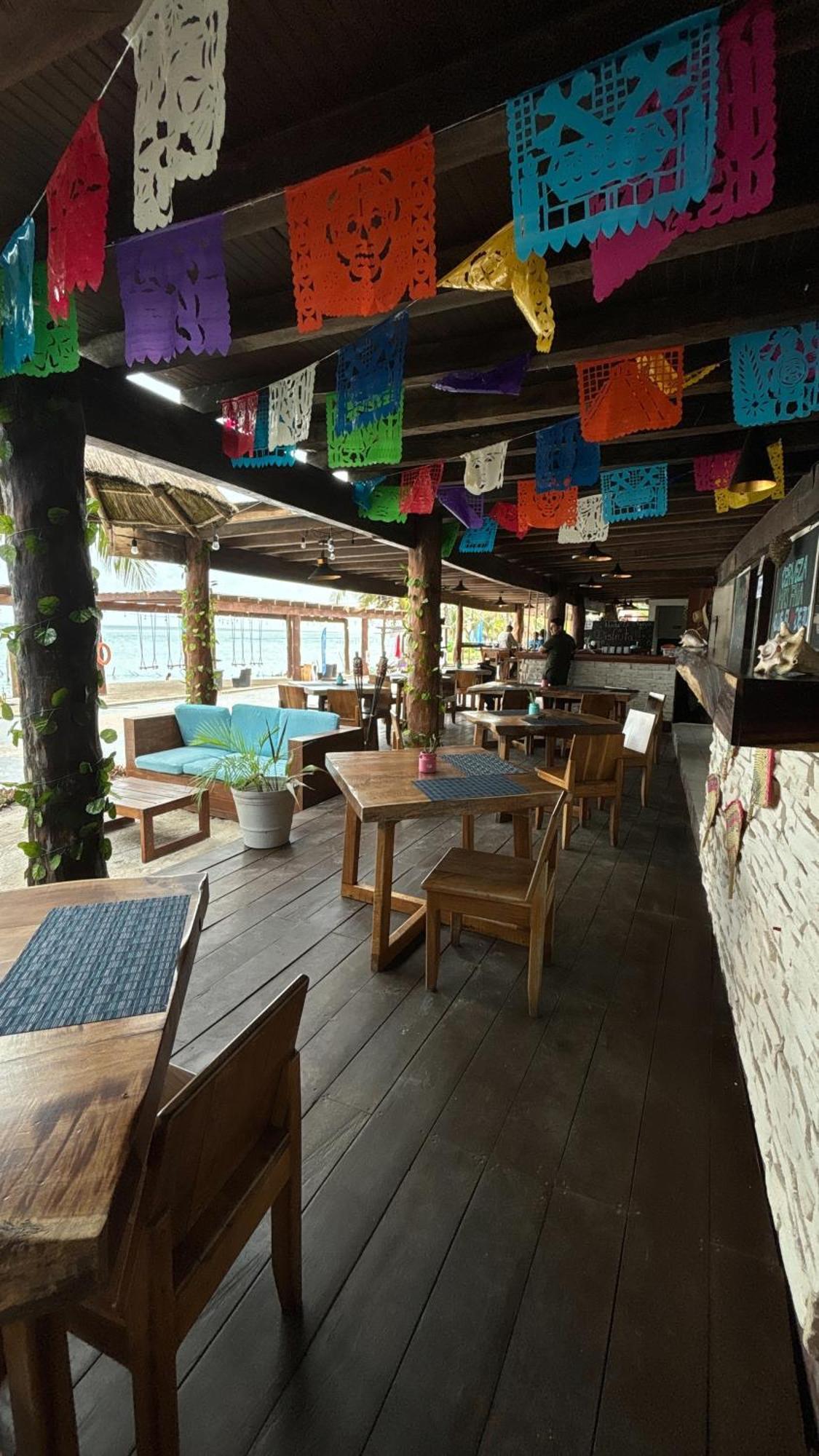 Aquastar Hotel & Apartments 마아우알 외부 사진