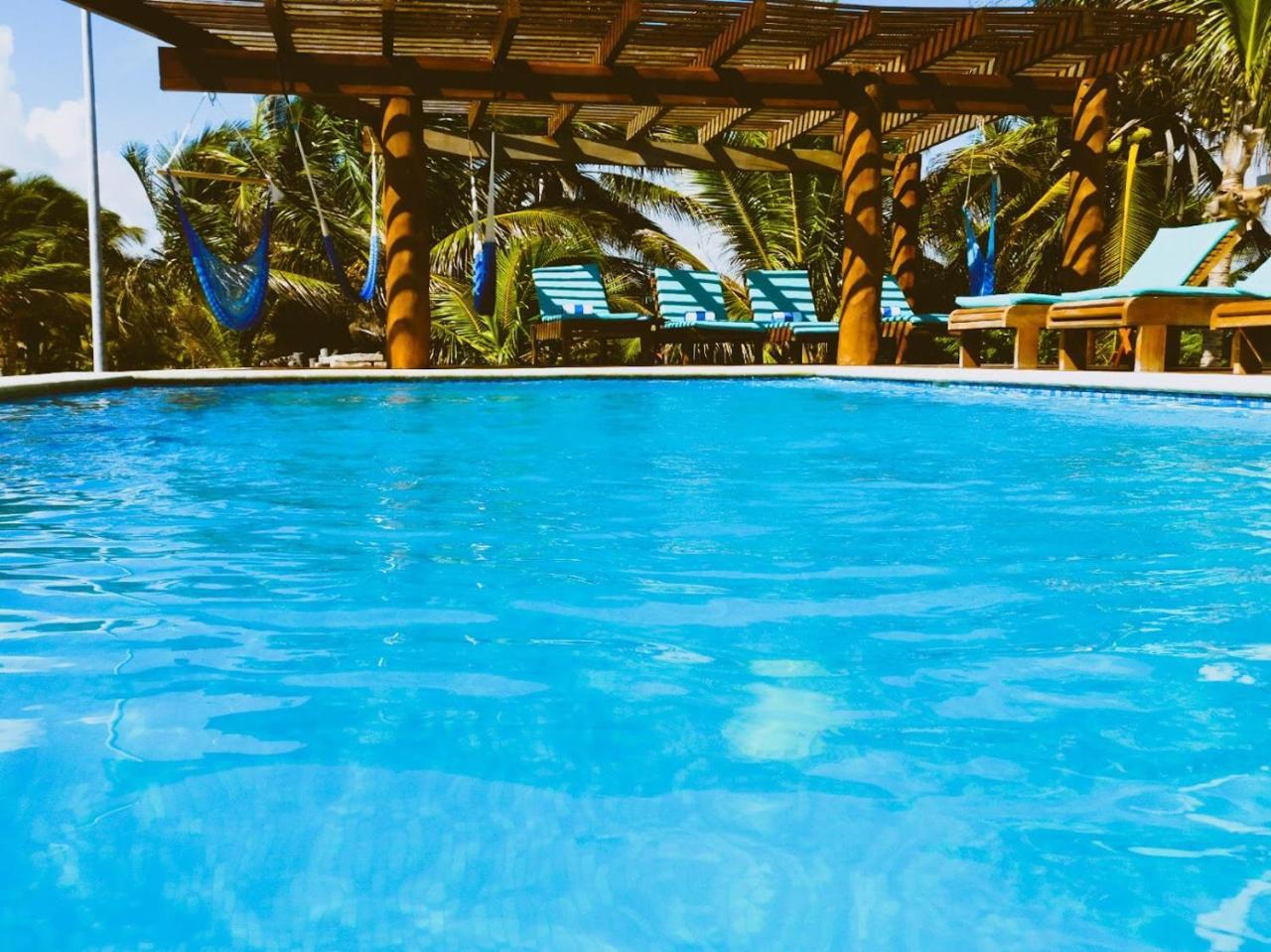 Aquastar Hotel & Apartments 마아우알 외부 사진